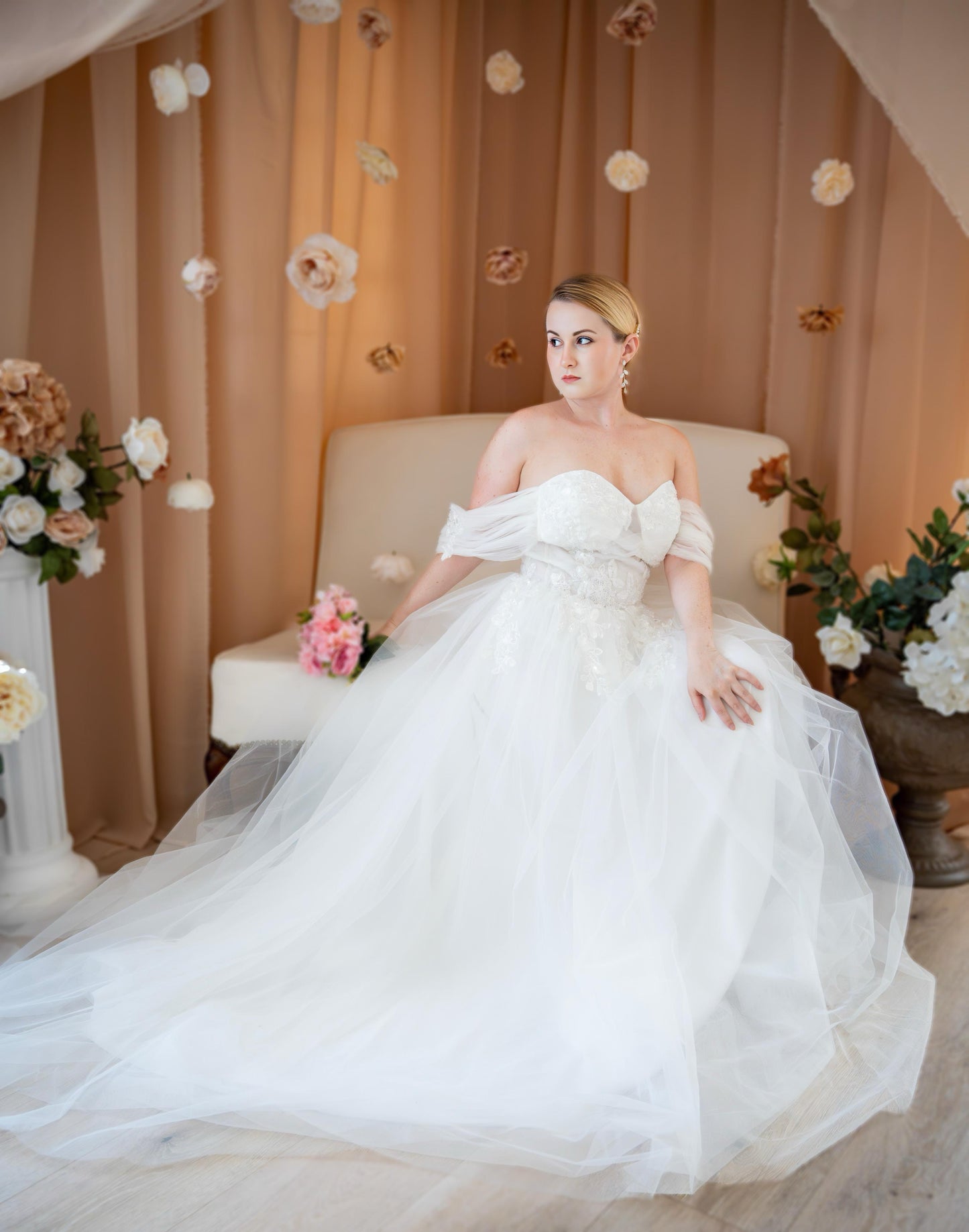 Rent Wedding dresses at Serendipity couture